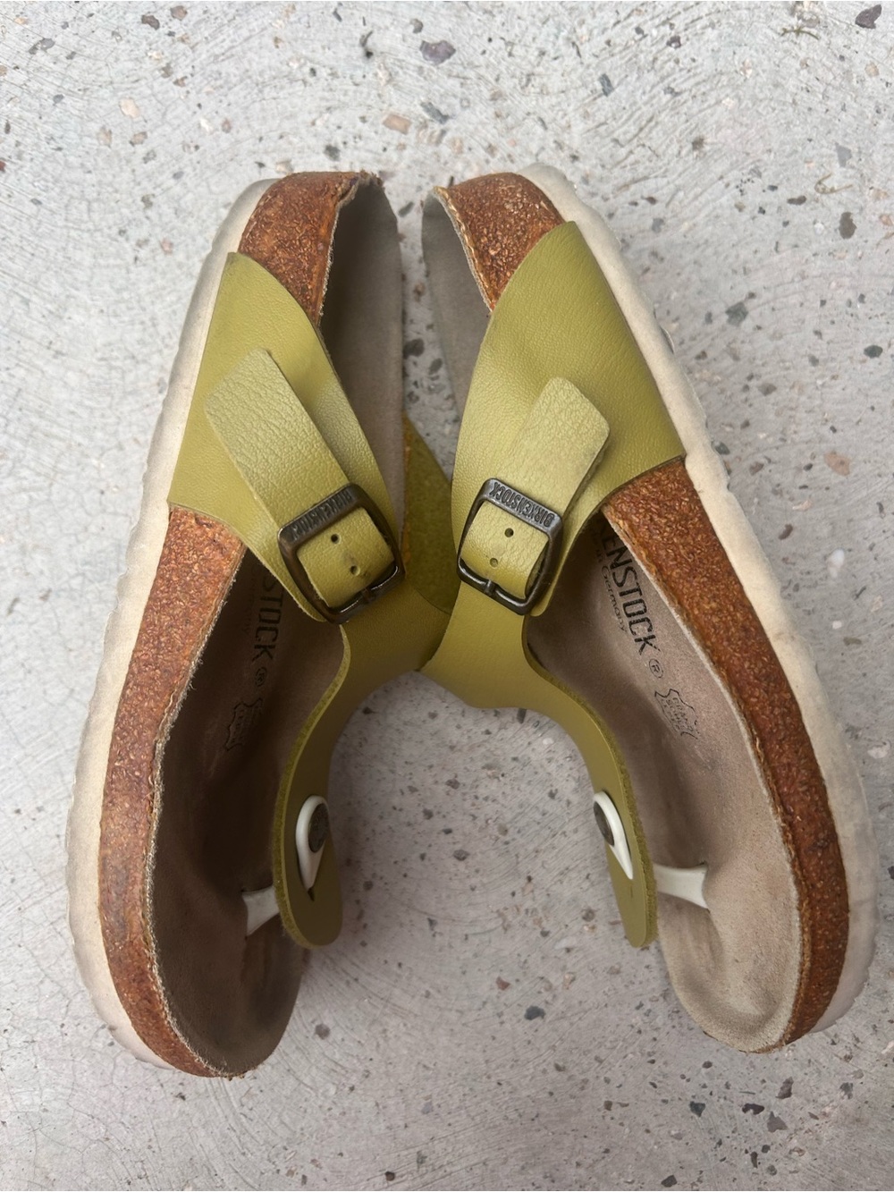 Birkenstock Gizeh Sandals Olive Green Leather Size 37 Casual Beach Hippie Boho - Picture 4 of 6